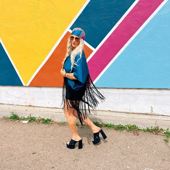 DEEP TEAL FRINGE KIMONO - Picture 7 of 10